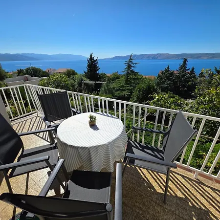 Mit Terrasse By Interhome * Novi Vinodolski